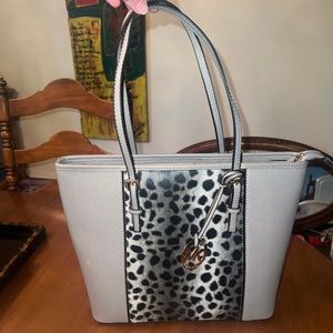 Micheal Kors  leopard and grey purse